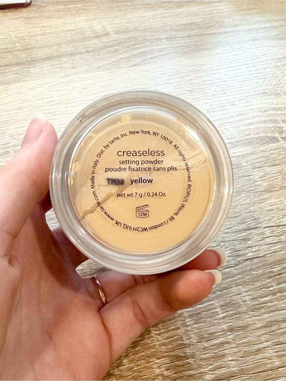 Tarte Creaseless Setting Powder - Yellow Tone